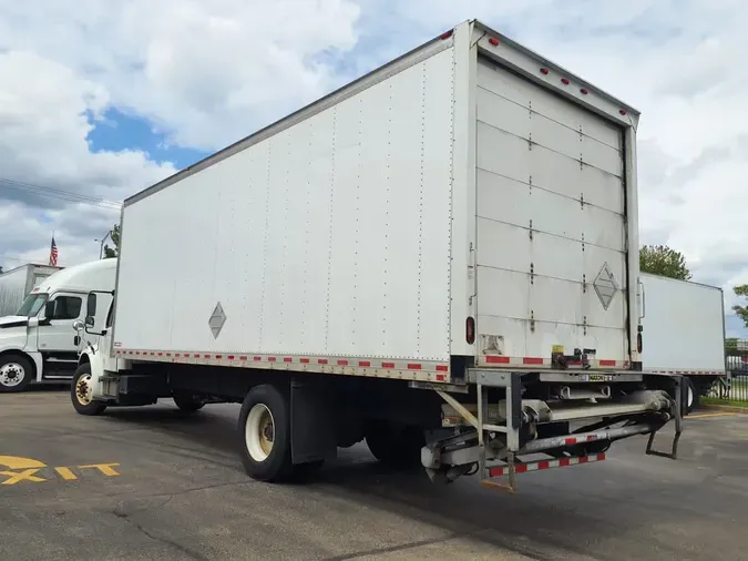 2019 FREIGHTLINER M2 106
