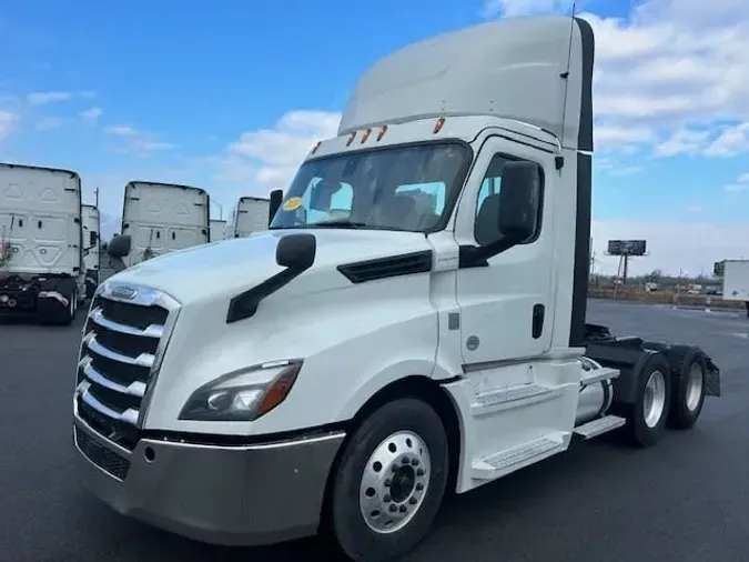 2020 FREIGHTLINER/MERCEDES NEW CASCADIA PX12664