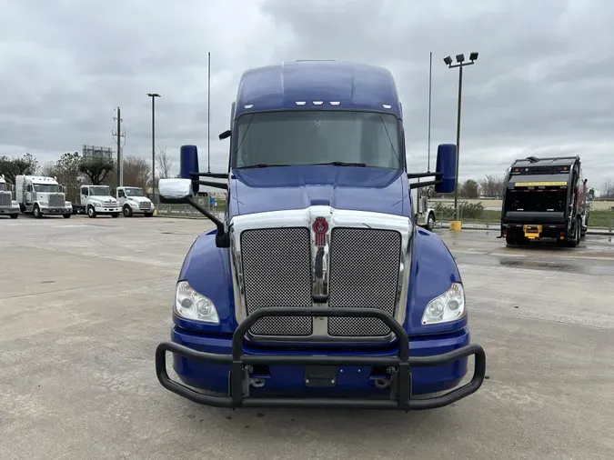 2021 Kenworth T680