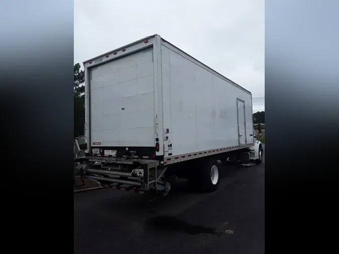 2018 FREIGHTLINER/MERCEDES M2 106