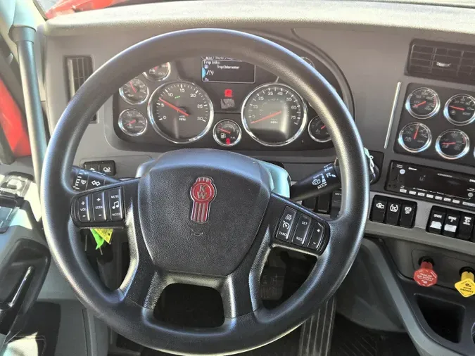 2022 Kenworth T680d70e43515573e1e4d066ecbef6838df5