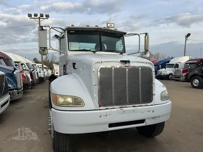 2010 PETERBILT 340