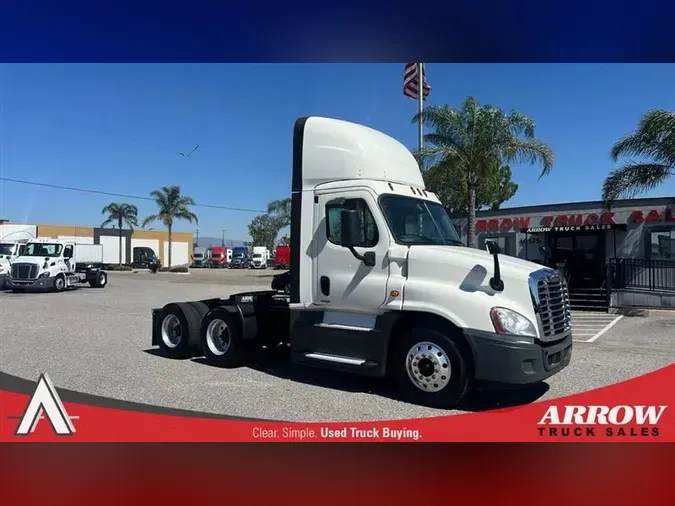 2018 FREIGHTLINER CA12562DCd711d4625396abae237f34c6859d0390