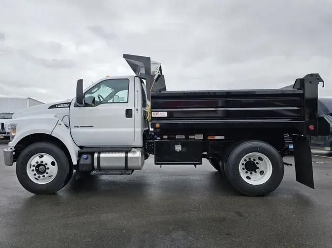 2025 Ford F-650SD