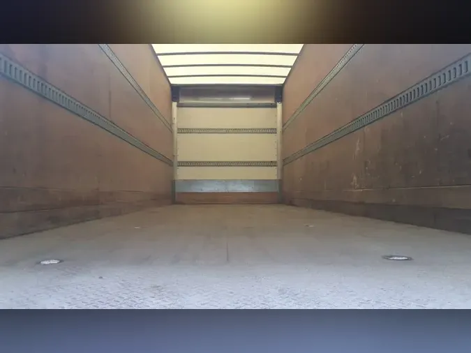 2020 FREIGHTLINER/MERCEDES M2 106