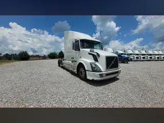 2018 Volvo VNL 740