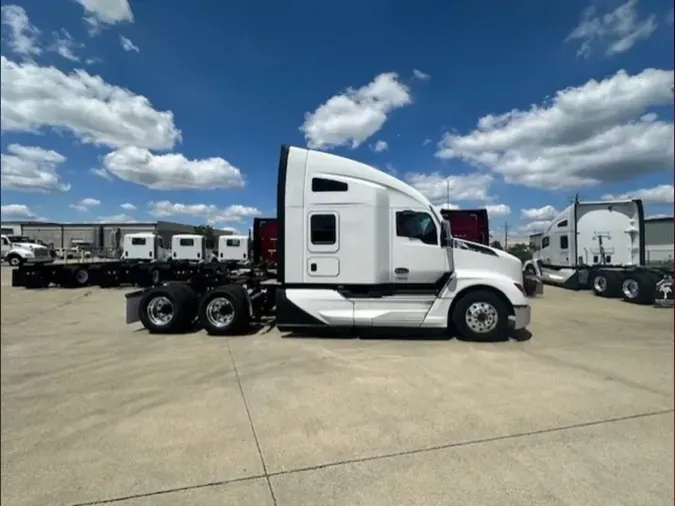 2025 Kenworth T680