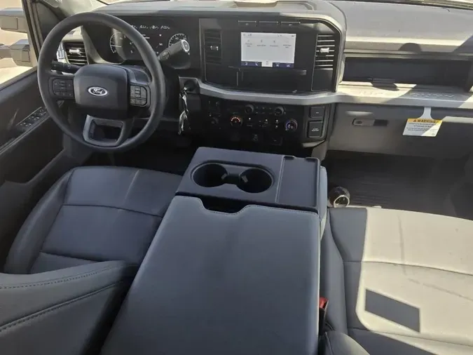 2023 Ford Super Duty F-550 DRW