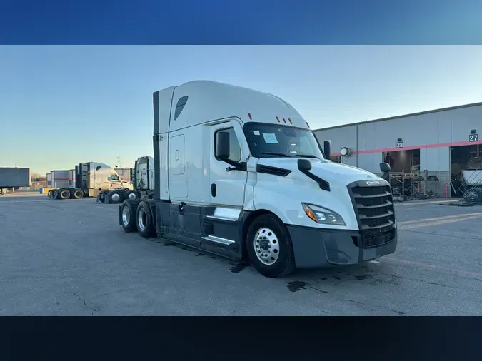 2022 Freightliner Cascadia 126d71a1c53e4a53c9fb2f7b48e3ec3ed00
