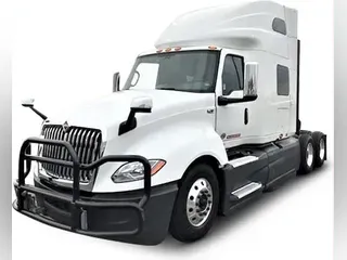 2018 International LT625