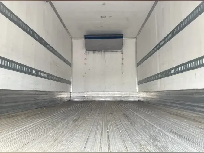 2020 FREIGHTLINER M2 106
