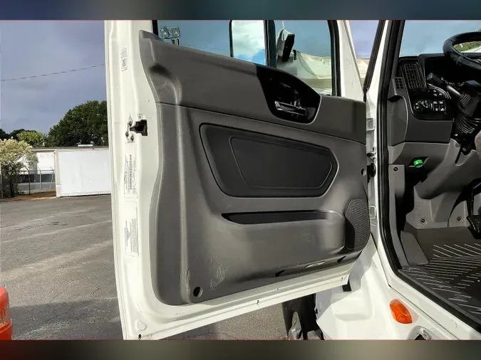 2021 INT LT625 6x4d7221486b37606fd58eaea0b03efc0e7