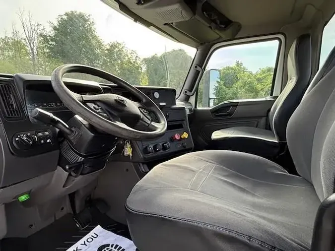 2020 International LT625