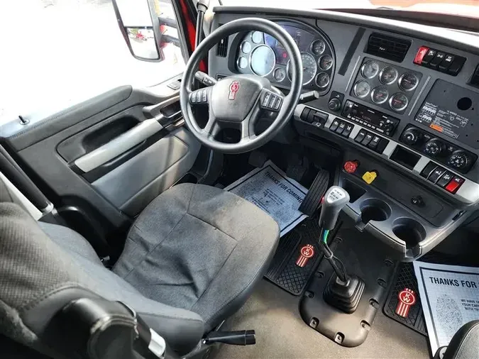 2022 KENWORTH T680