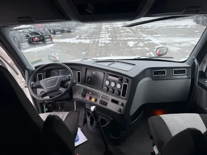 2023 Freightliner Cascadia&reg;