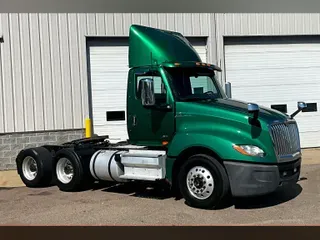 2020 INT LT625 6x4