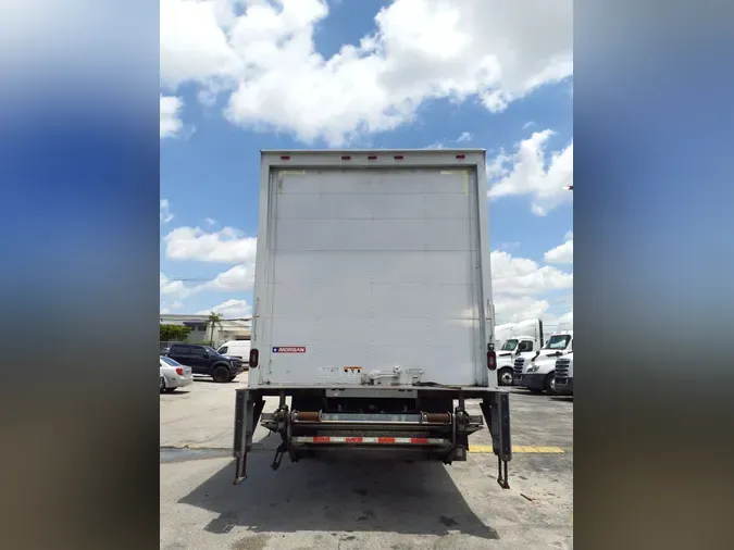 2019 FREIGHTLINER M2 106