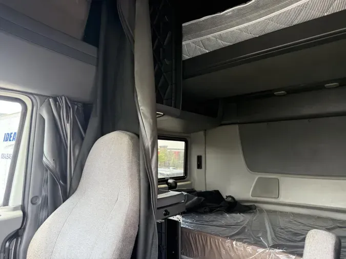 2018 International LT625