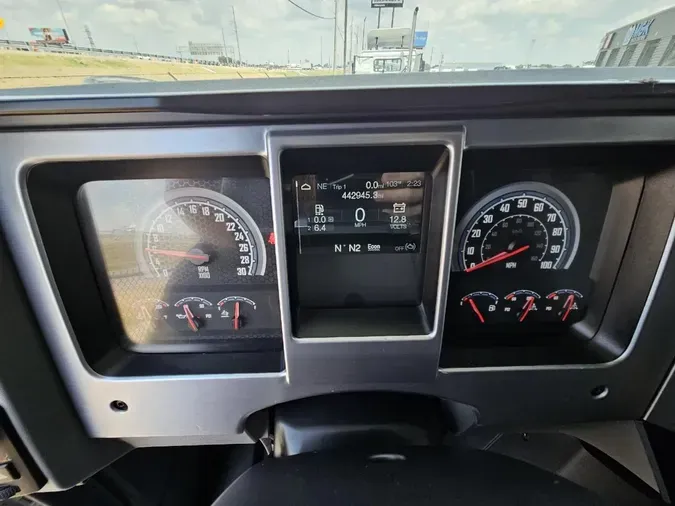 2023 MACK AN64T