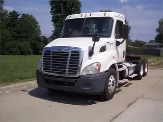 2013 FREIGHTLINER CASCADIA 113