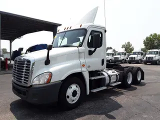 2016 Freightliner CASCADIA 125