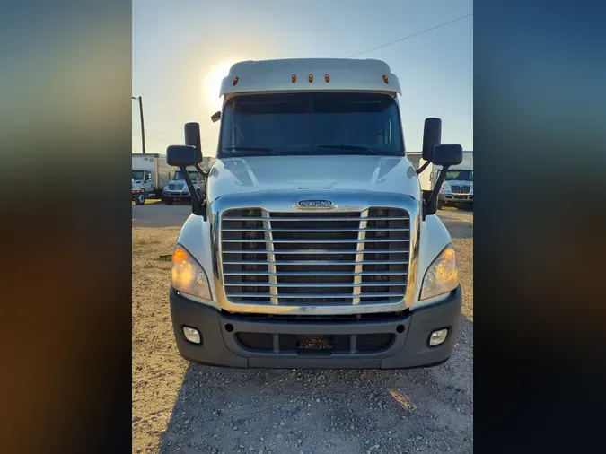 2020 FREIGHTLINER/MERCEDES CASCADIA 125