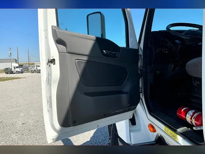 2021 INT LT625 6x4