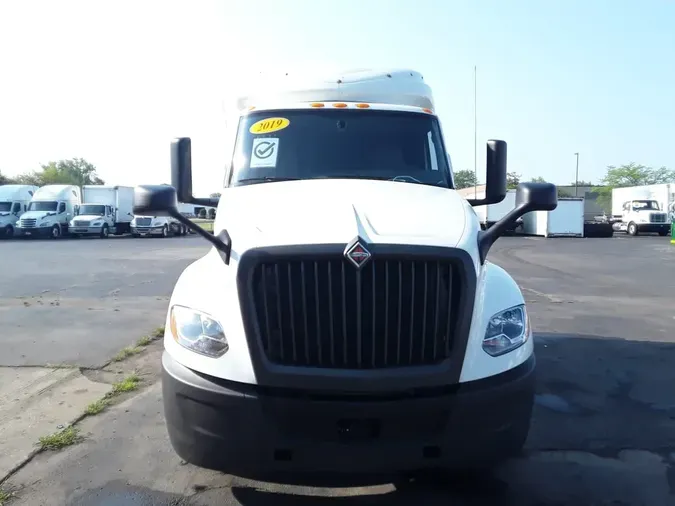 2019 NAVISTAR INTERNATIONAL LT625 SLPR CAB