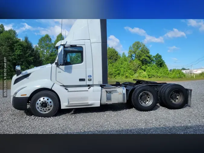 2018 Volvo VNL300