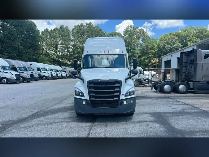 2022 Freightliner Cascadia 126