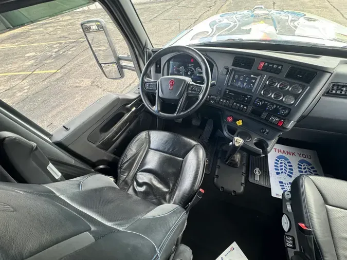 2023 Kenworth W990d74288f1739409e937a78c85472c86f4