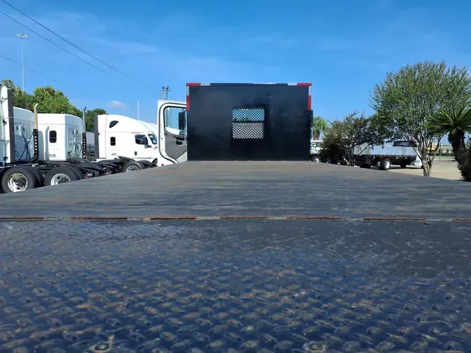 2017 FREIGHTLINER/MERCEDES M2 106d743a8a261d7f352782c11f08efe32d7