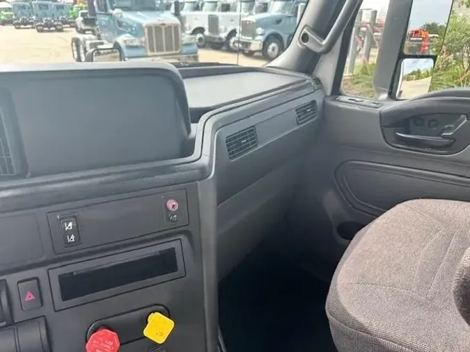 2019 International LT625