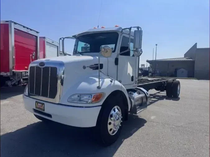 2021 Peterbilt 337d7458f174e51af311c900ac8957490df
