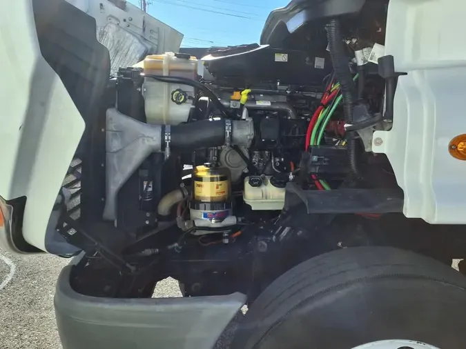 2018 FREIGHTLINER/MERCEDES CASCADIA 113