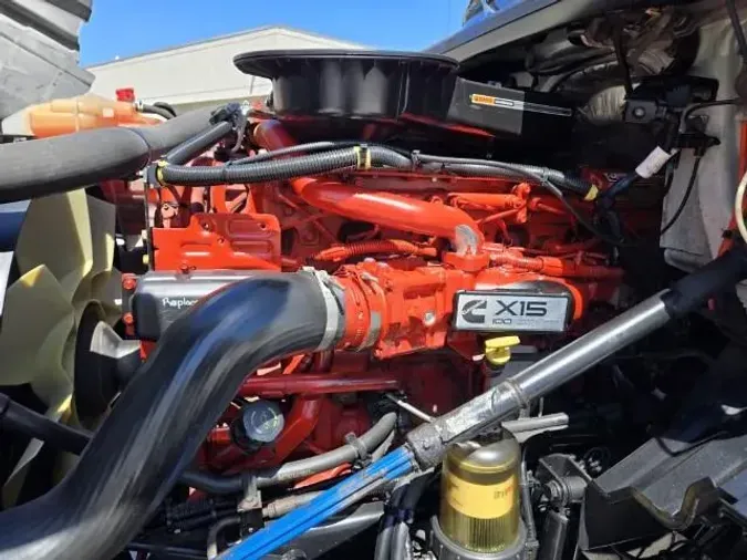 2020 International LT625