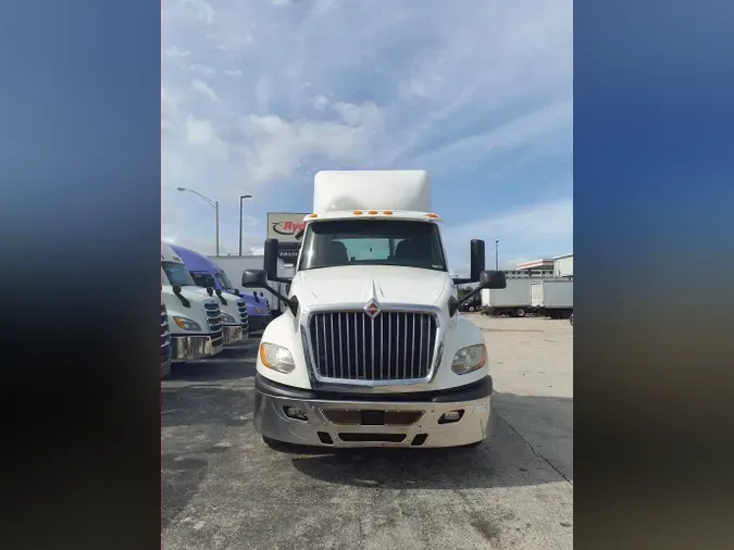 2018 NAVISTAR INTERNATIONAL LT625 DAYCAB T/A