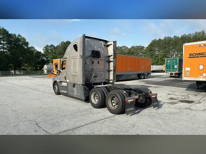 2021 Freightliner Cascadia
