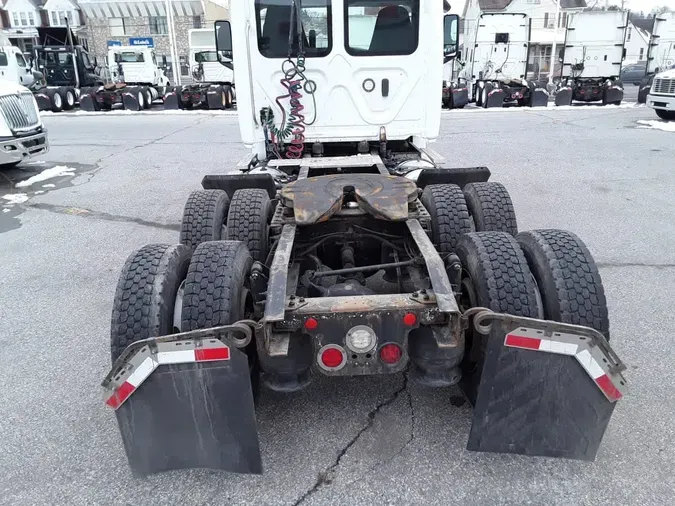 2019 FREIGHTLINER/MERCEDES NEW CASCADIA PX12664d75e200b85d3af35e5e3071cf2c96ae3