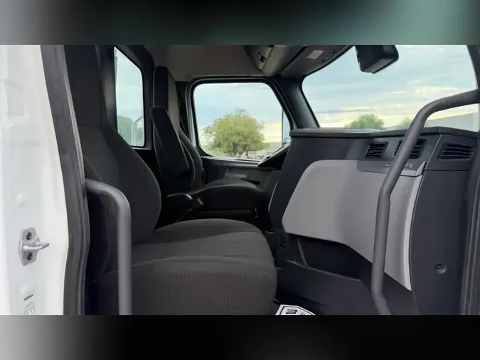 2020 FREIGHTLINER/MERCEDES NEW CASCADIA 116