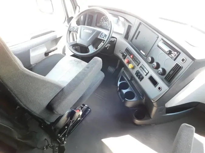 2020 Freightliner New Cascadia 126