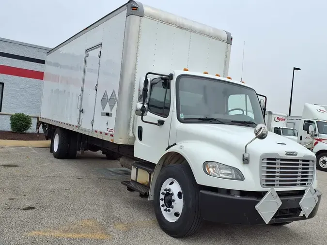 2017 FREIGHTLINER M2 106
