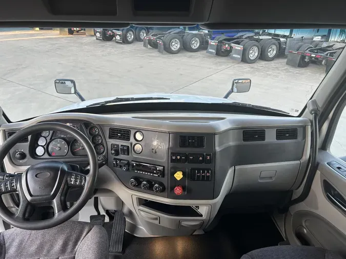 2022 Peterbilt 579