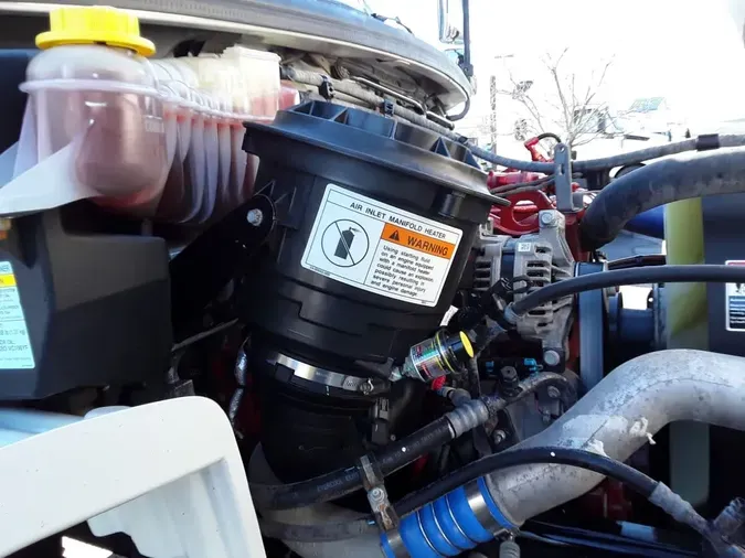 2022 FREIGHTLINER/MERCEDES M2 106