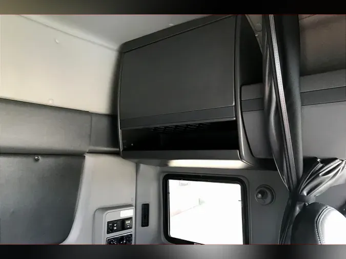 2021 INT LT625 6x4