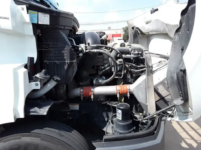 2019 FREIGHTLINER NEW CASCADIA 116
