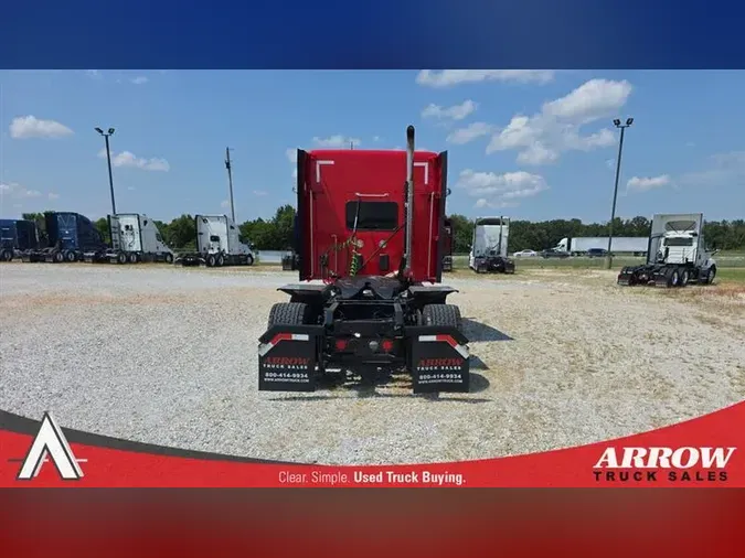 2022 KENWORTH T880