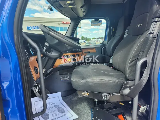 2019 FREIGHTLINER Cascadia 126