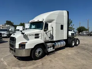 2020 MACK AN64T70