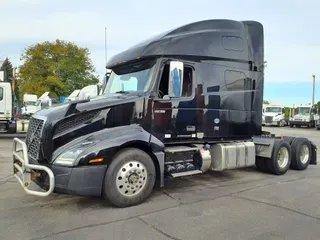 2019 VOLVO VNL64T-760